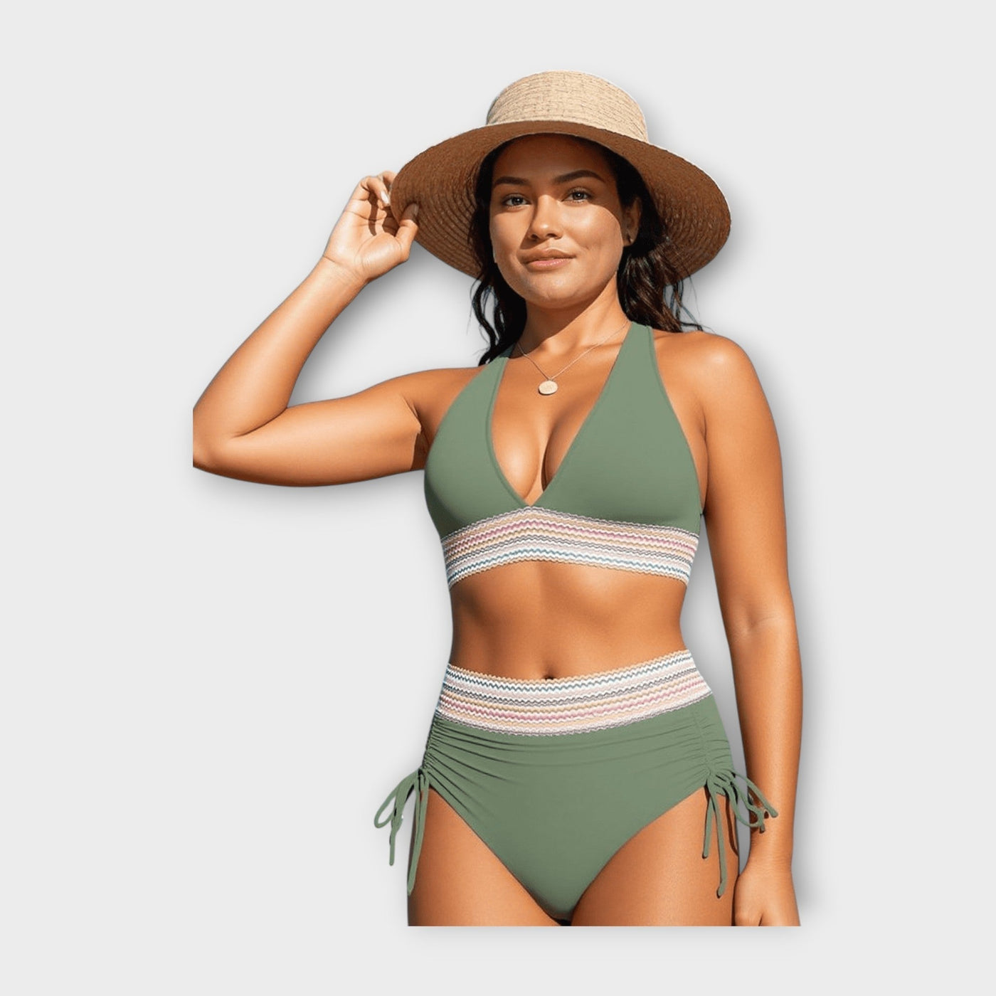 Kötött részletekkel ellátott bikini, magas derekú alsóval