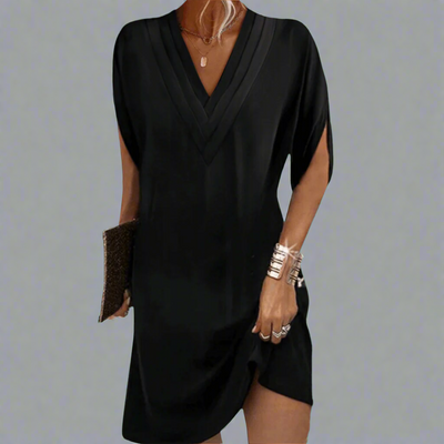 Elegáns ruha kiváló minőségű anyagból