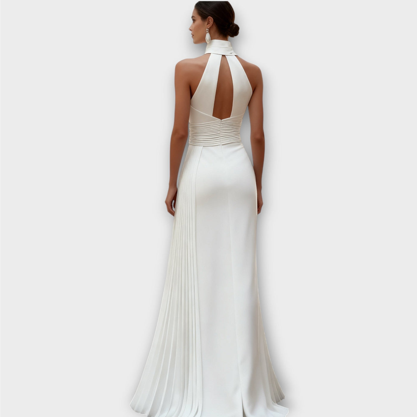 Elegáns Sátén Redőzött Nyakpántos Estélyi Ruha