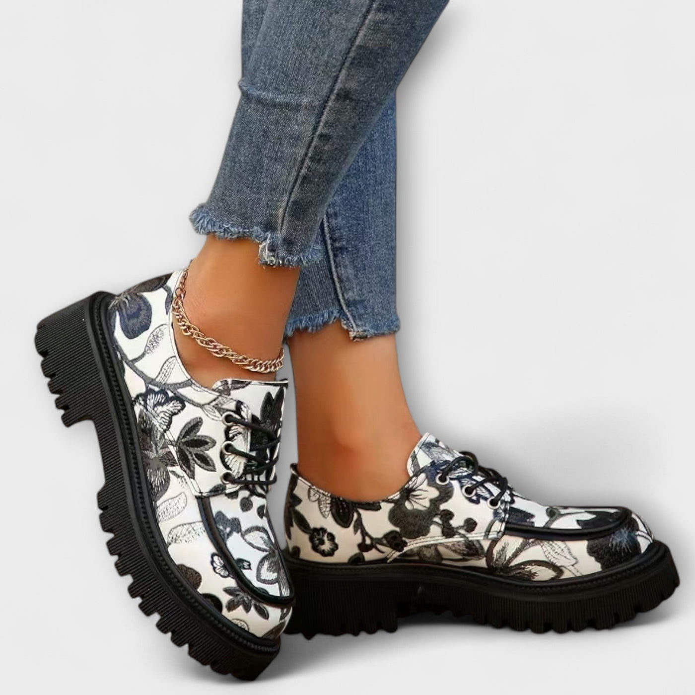 Sandra - Elegáns Retro Mokaszin