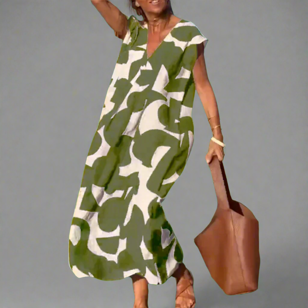 V Nyakú Ruha Mintás Anyaggal