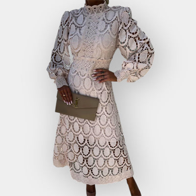 Romantikus Ruha Csipke Részletekkel