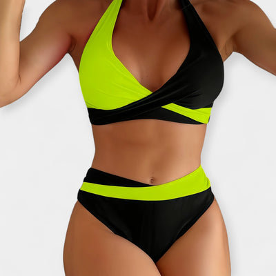 Kereszt Nyakú Bikini