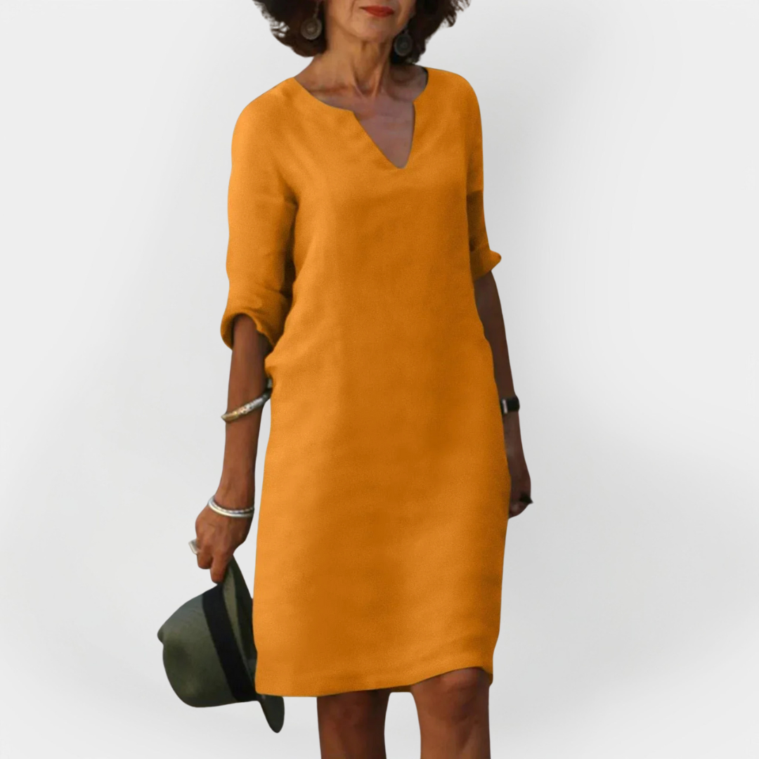 Napi Ruha V Nyakkivágással