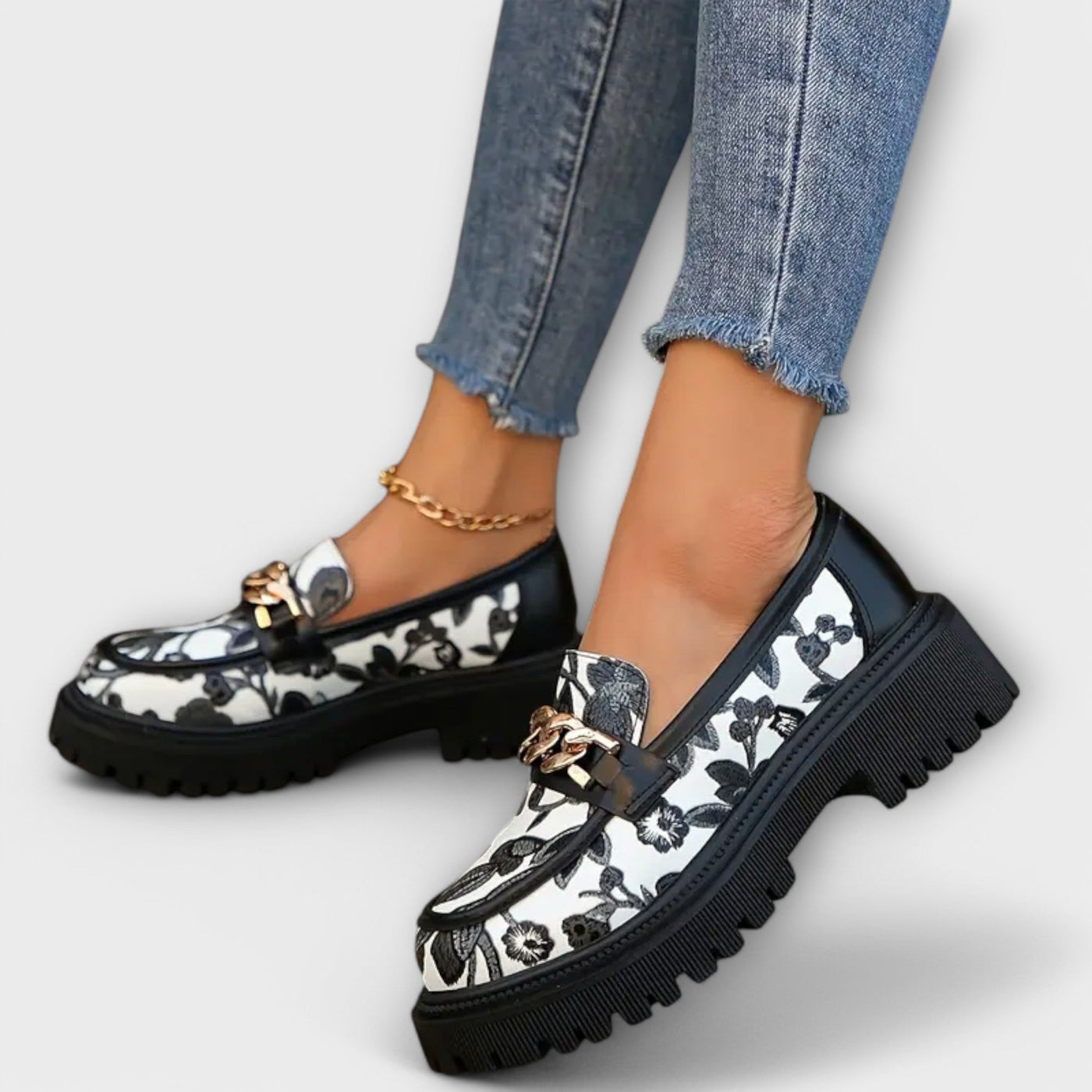 Sandra - Elegáns Retro Mokaszin