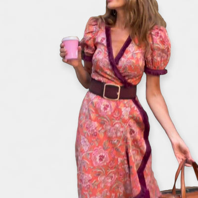 Romantikus Ruha Övvel és Selymes Ráncokkal