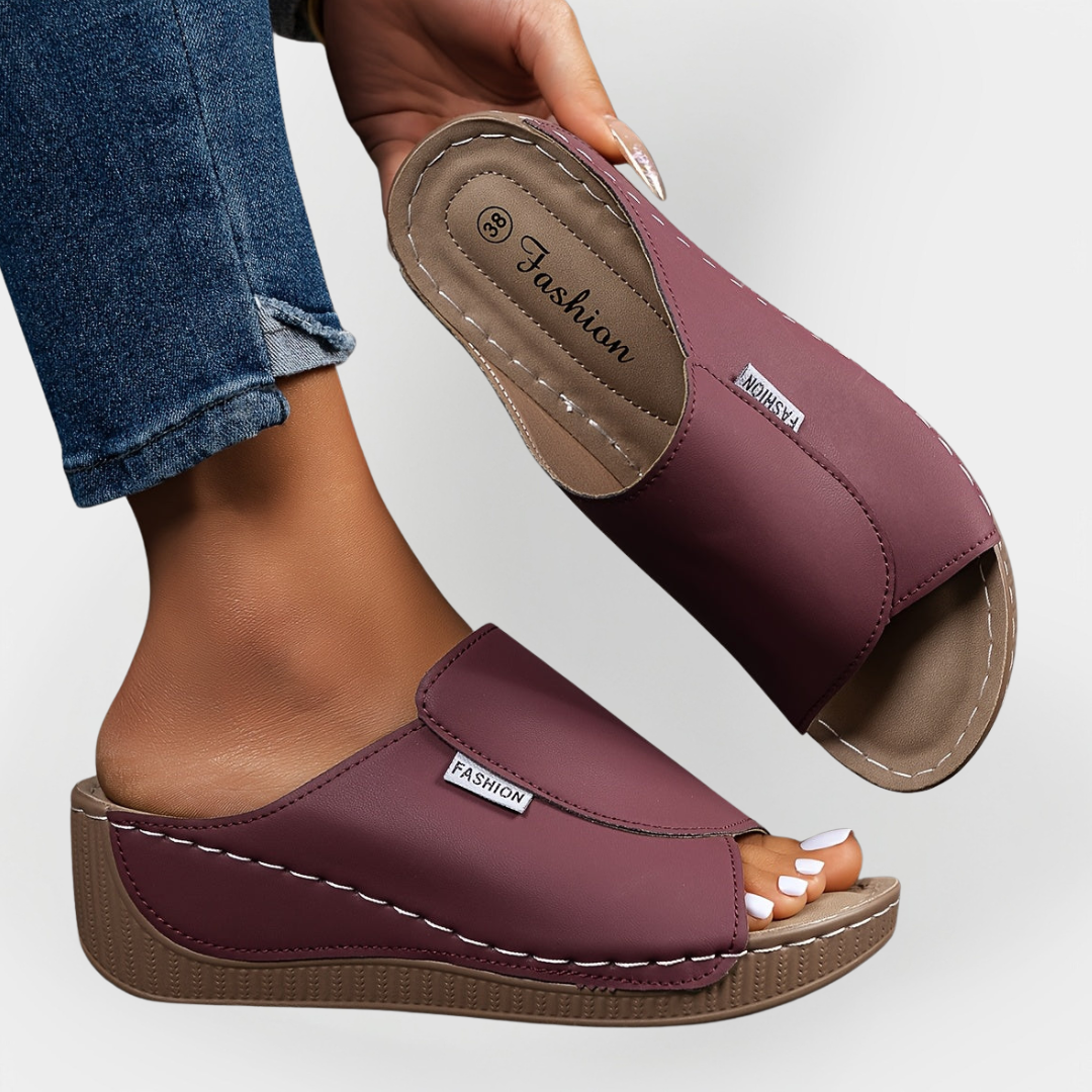 Ortopéd Bőr Szandál