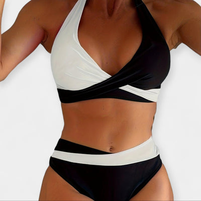 Kereszt Nyakú Bikini