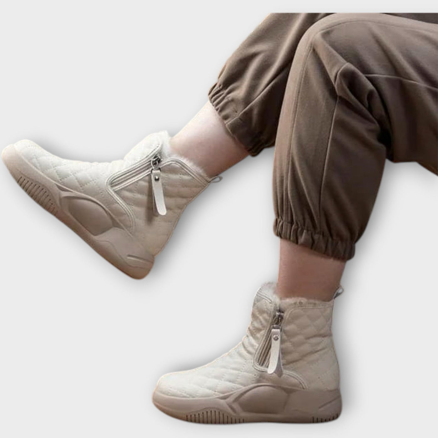 Töltött téli cipzáras csizmák