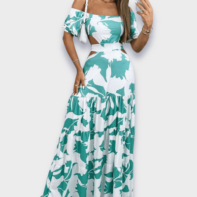 Sziluettet kiemelő ruha luxus anyagból