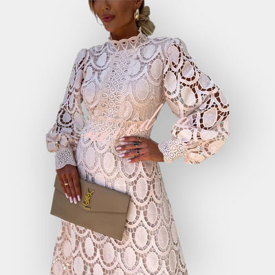 Romantikus Ruha Csipke Részletekkel