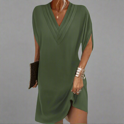 Elegáns ruha kiváló minőségű anyagból