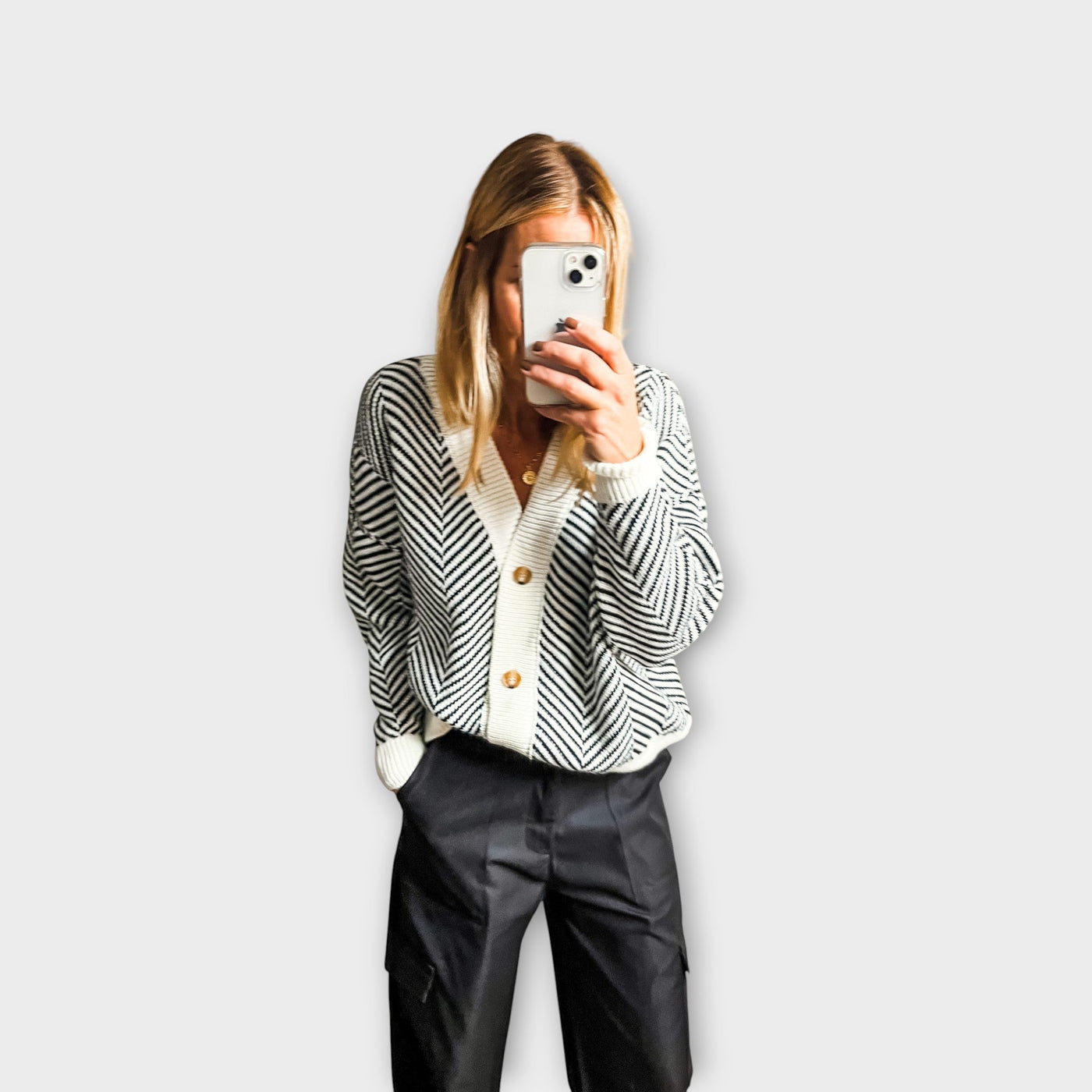 Chevron Kötött Gombos Kardigán