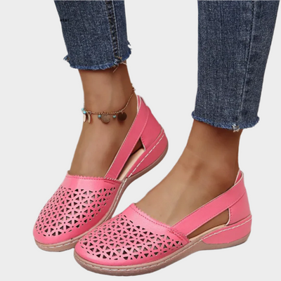 Anatómiai Bőr Balerinák Kivágásokkal és Pánttal