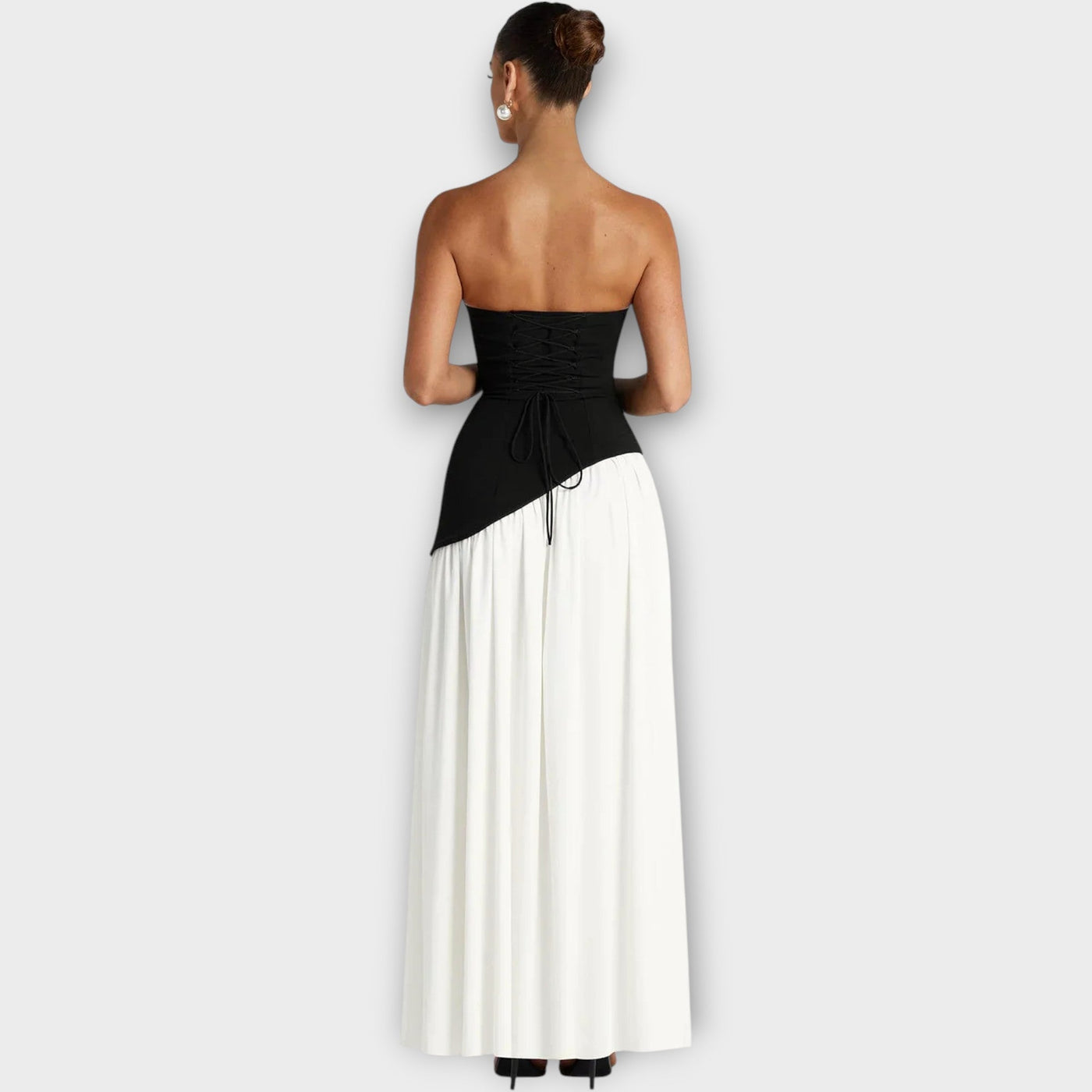 A Szobrászi Romantikus Ruha