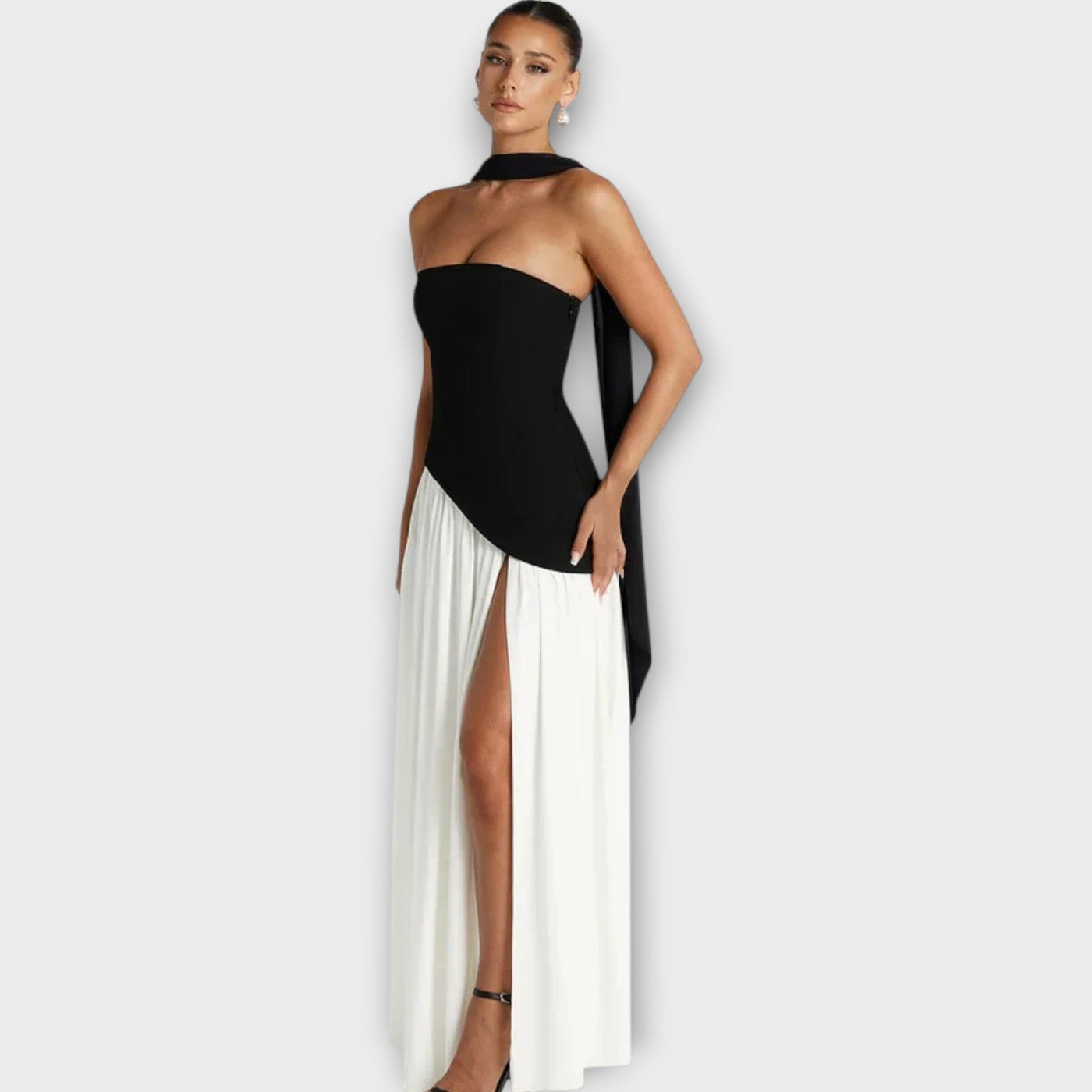 A Szobrászi Romantikus Ruha