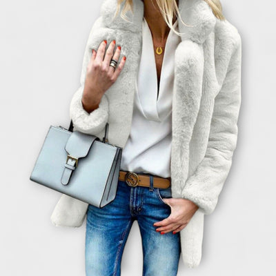 Luna – Meleg és Párnázott Téli Kabát