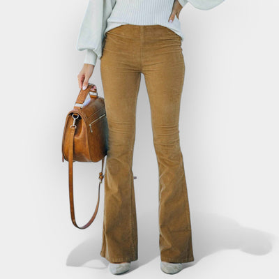 Magas derekú, széles szárú nadrág