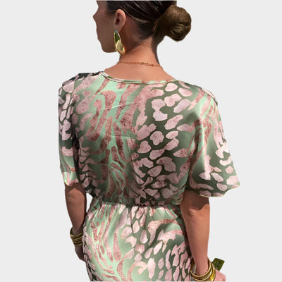 Fényes Textúrájú Ruha