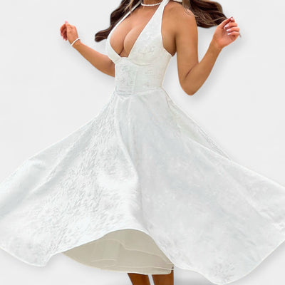 Midi Ruha Nyitott Háttal és Stílusos Fűzővel