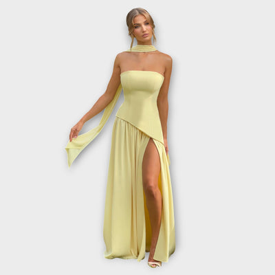 Romantikus, világító, elegáns ruha