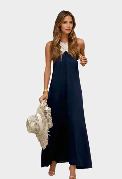 Elegáns Ruha Nyitott Dekoltárral